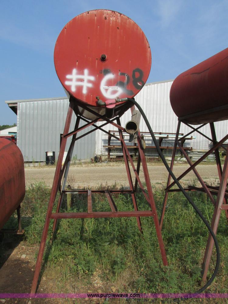 image for item AW9949 275 gallon fuel tank