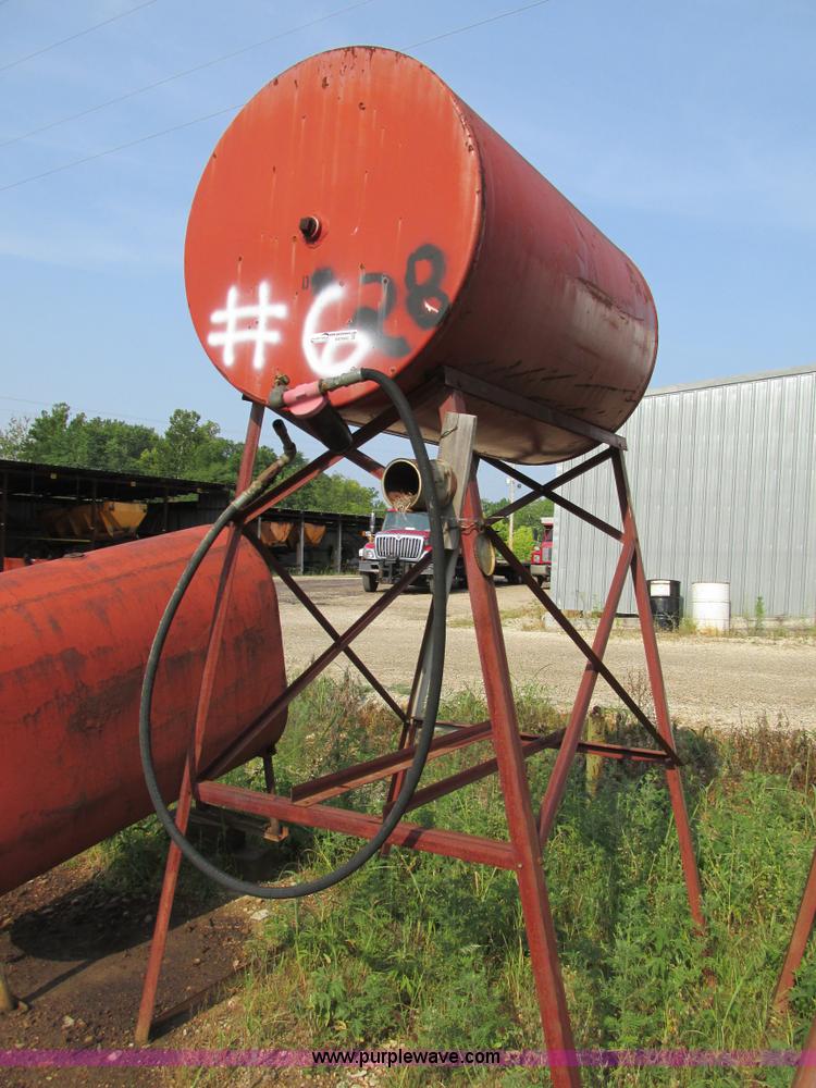 image for item AW9949 275 gallon fuel tank