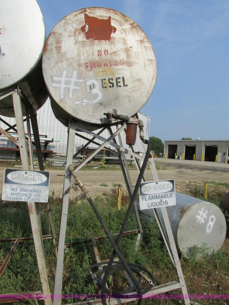 image for item AW9952 275 gallon fuel tank