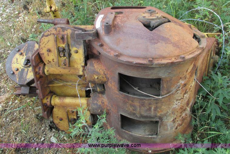 image for item AW9956 Caterpillar 25 double drum winch cable unit