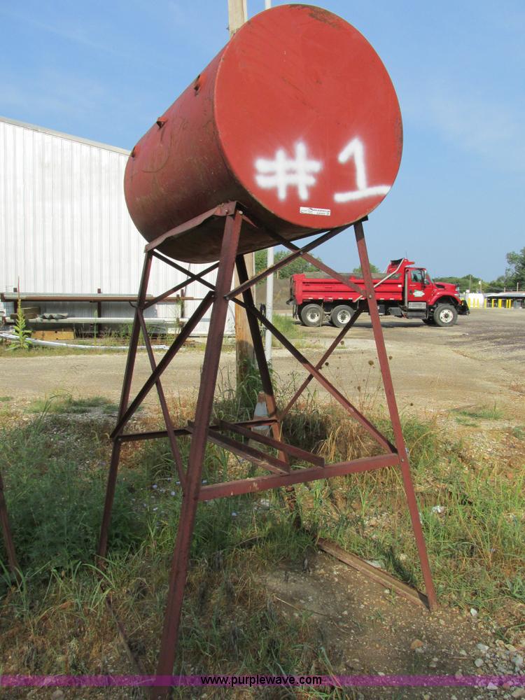 image for item AW9958 275 gallon bulk fuel tank