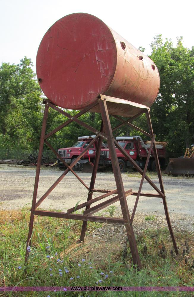 image for item AW9958 275 gallon bulk fuel tank