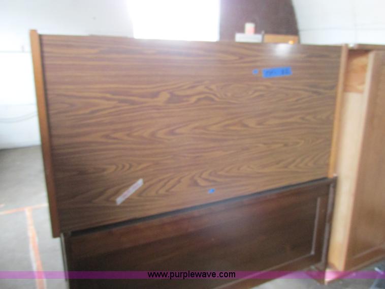 image for item AW9959 Assorted office equipment