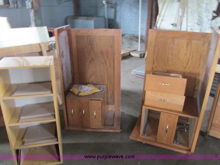 image for item AW9959 Assorted office equipment