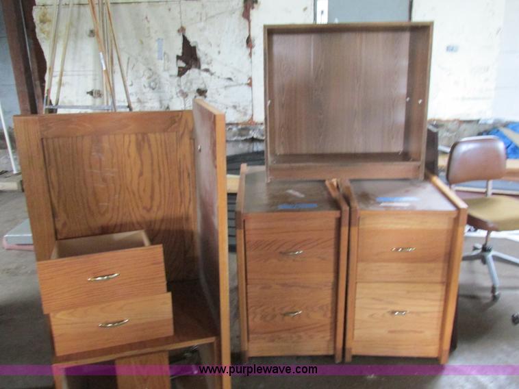 image for item AW9959 Assorted office equipment