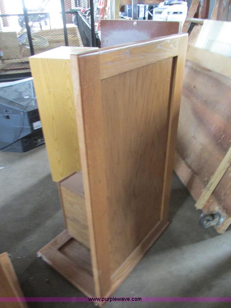 image for item AW9959 Assorted office equipment