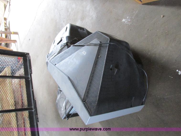 image for item AW9959 Assorted office equipment