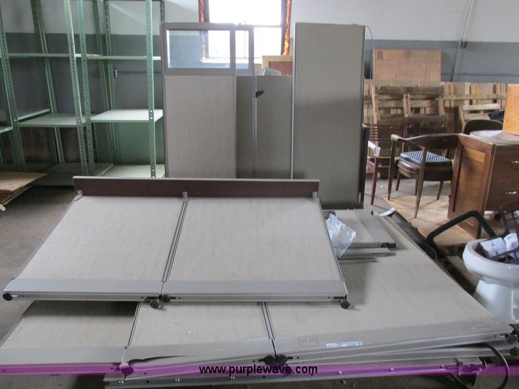 image for item AW9960 Office partitions and panels