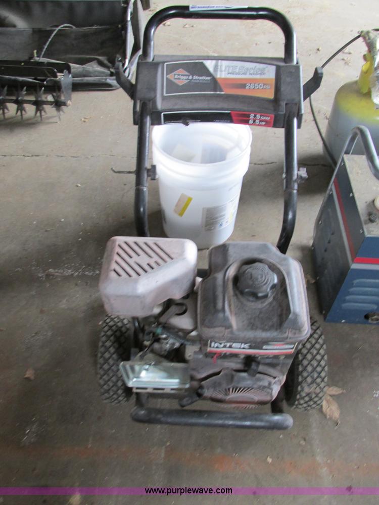 image for item AW9963 Briggs & Stratton Elite power washer