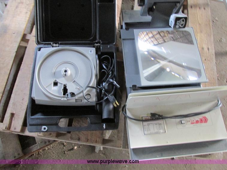 image for item AW9964 Assorted items