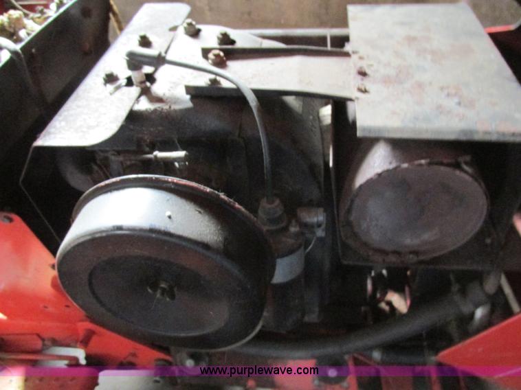 image for item AW9967 Case 222 hydrive lawn mower