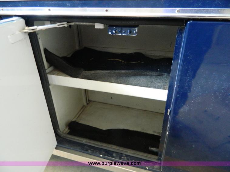 image for item AX9707 1989 Ford Econoline E350 ambulance