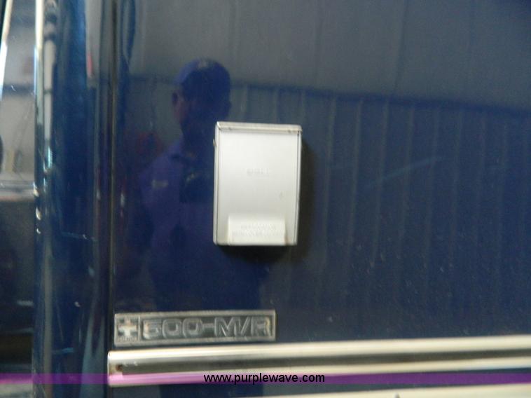 image for item AX9707 1989 Ford Econoline E350 ambulance