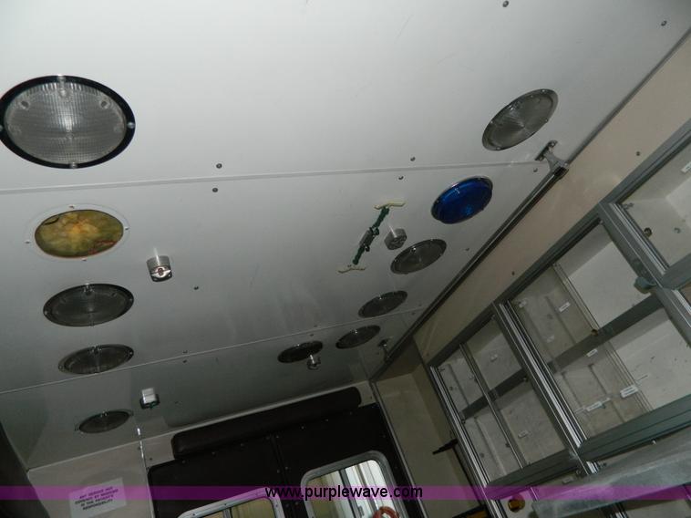 image for item AX9707 1989 Ford Econoline E350 ambulance