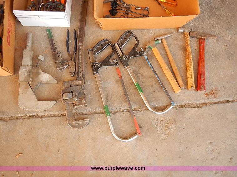 image for item BA9616 Assorted hand tools