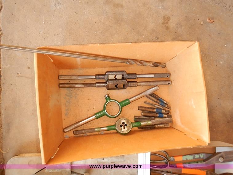 image for item BA9616 Assorted hand tools