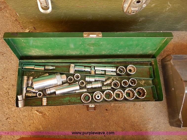 image for item BA9619 Assorted hand tools