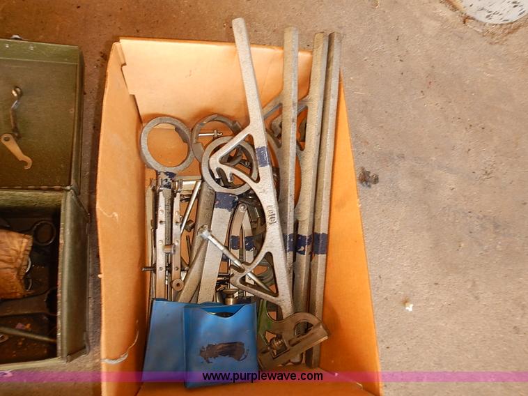 image for item BA9619 Assorted hand tools