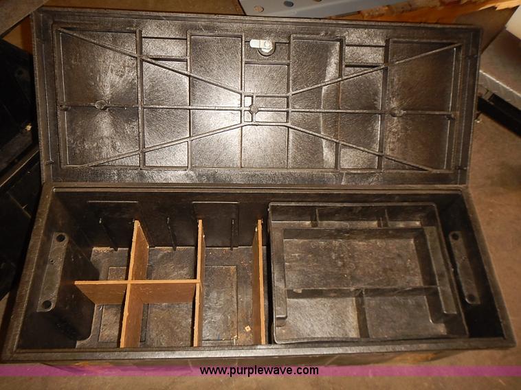 image for item BA9623 (2) storage boxes