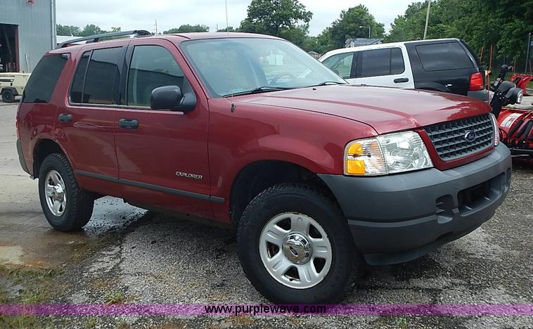 image for item BA9660 2004 Ford Explorer XLS SUV
