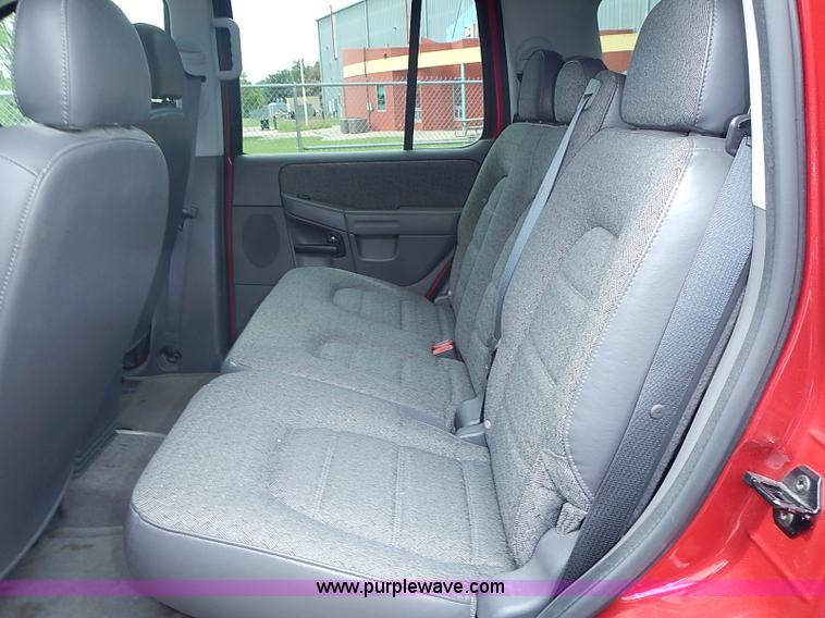 image for item BA9660 2004 Ford Explorer XLS SUV