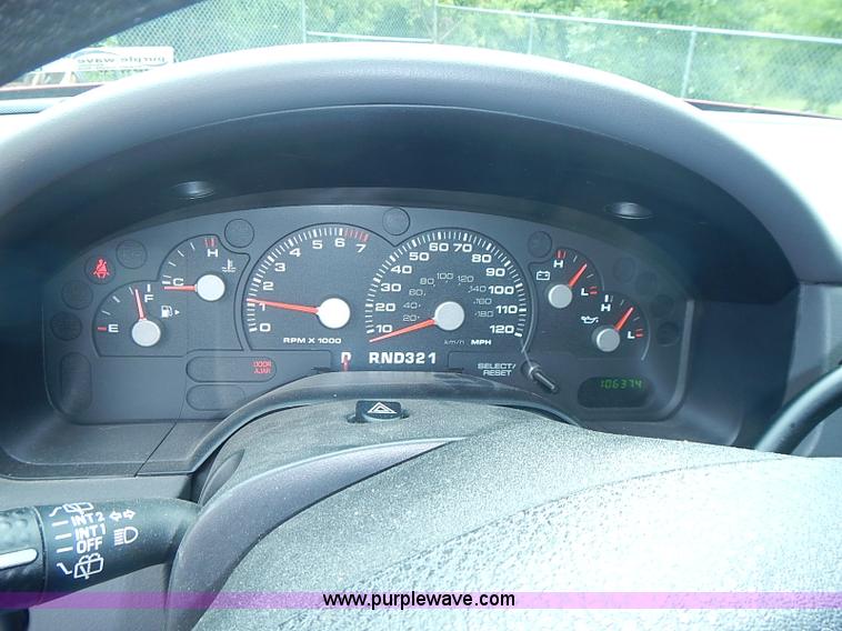 image for item BA9660 2004 Ford Explorer XLS SUV