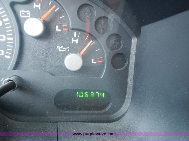 image for item BA9660 2004 Ford Explorer XLS SUV