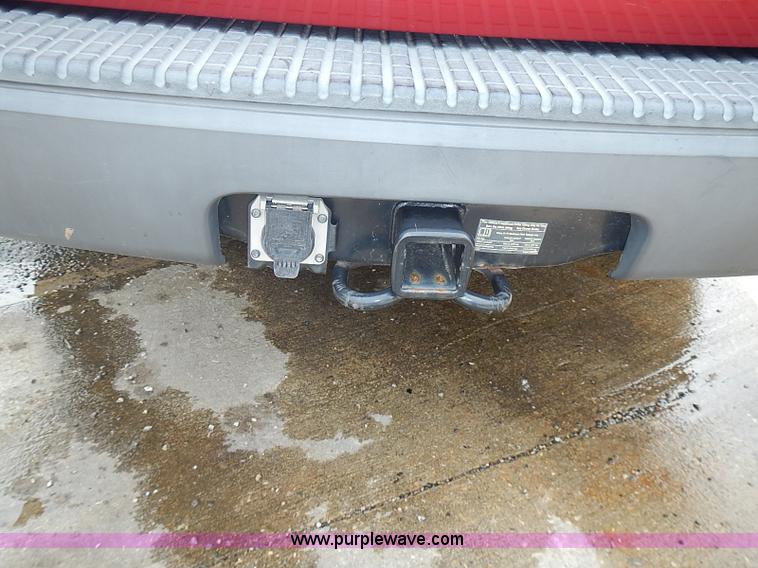 image for item BA9660 2004 Ford Explorer XLS SUV