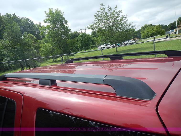 image for item BA9660 2004 Ford Explorer XLS SUV