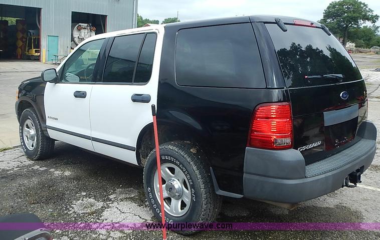 image for item BA9661 2004 Ford Explorer XLS SUV