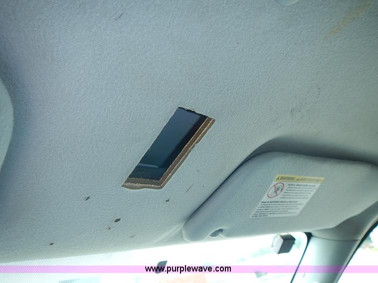 image for item BA9661 2004 Ford Explorer XLS SUV