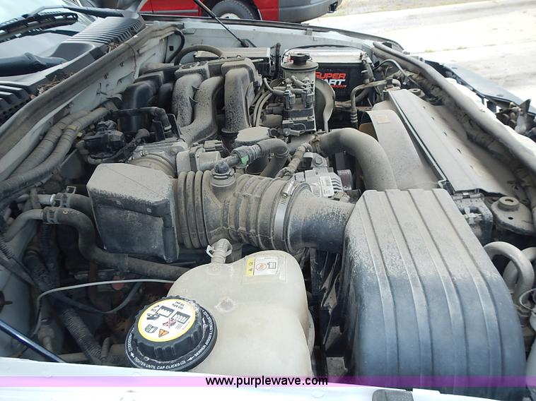 image for item BA9661 2004 Ford Explorer XLS SUV