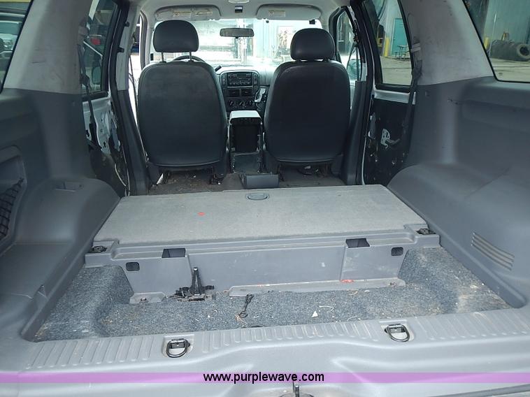image for item BA9661 2004 Ford Explorer XLS SUV