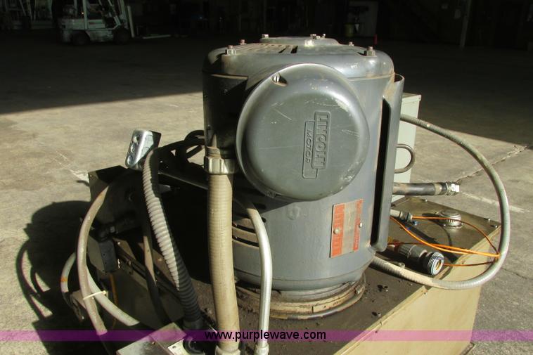 image for item BE9998 Instron hydraulic power supply