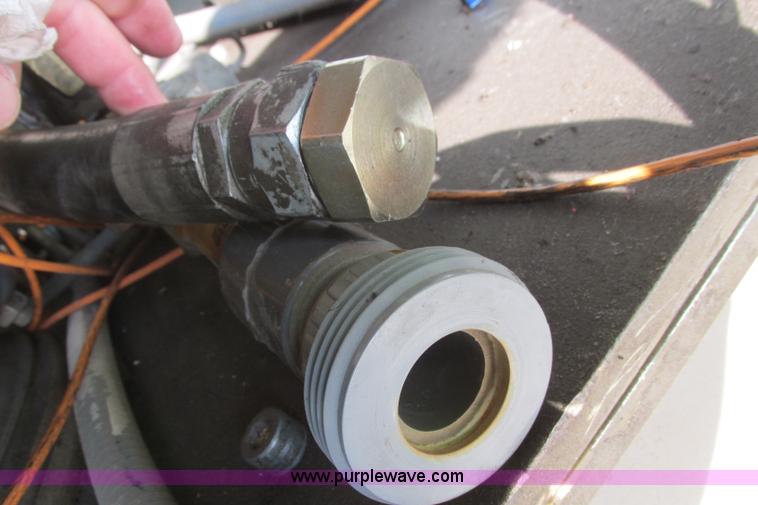 image for item BE9998 Instron hydraulic power supply