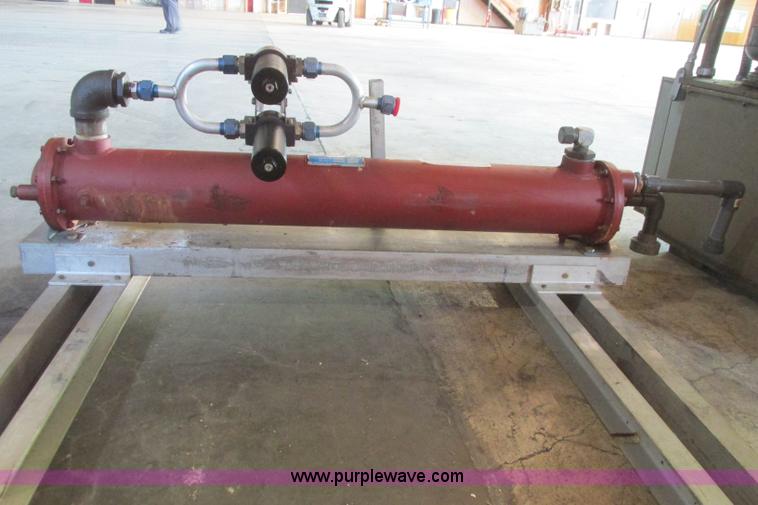 image for item BE9998 Instron hydraulic power supply