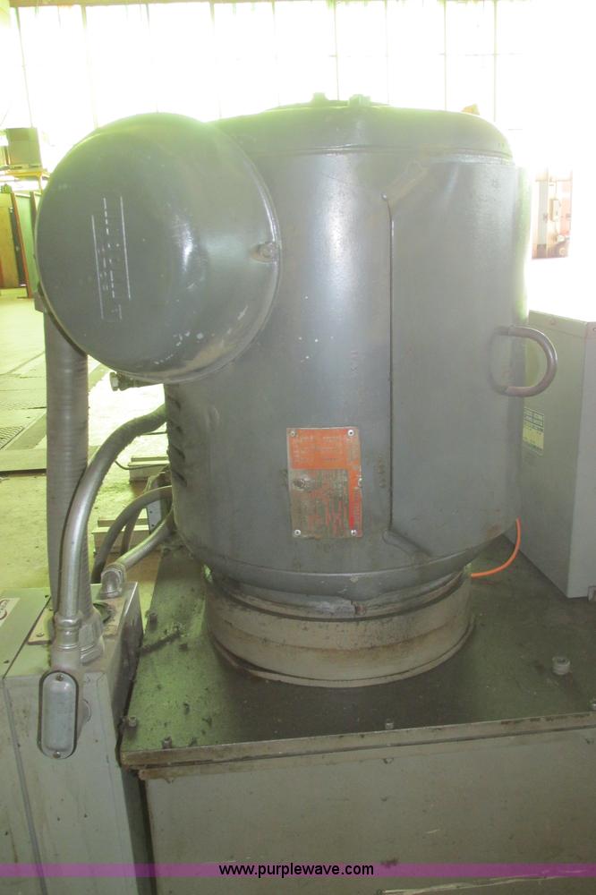 image for item BE9999 Instron hydraulic power supply