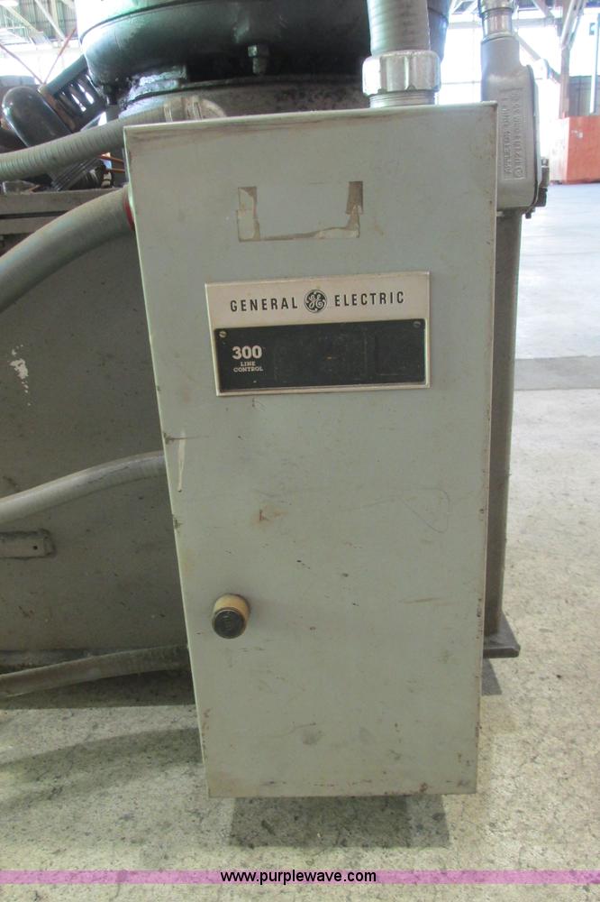 image for item BE9999 Instron hydraulic power supply