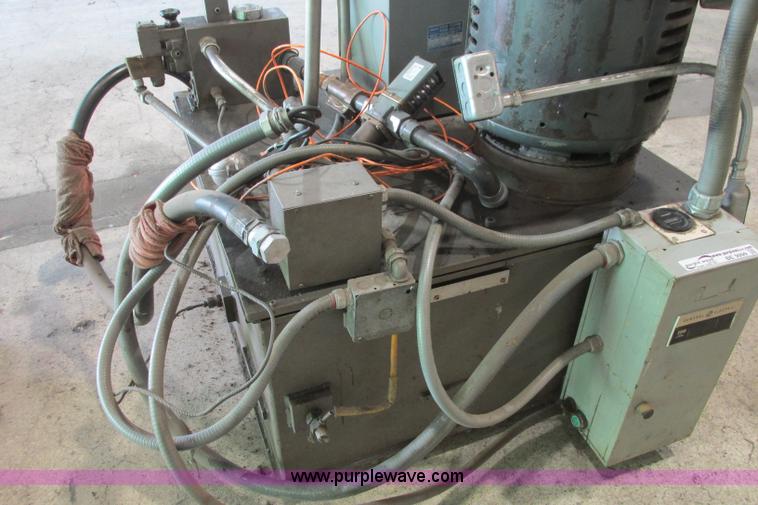 image for item BE9999 Instron hydraulic power supply