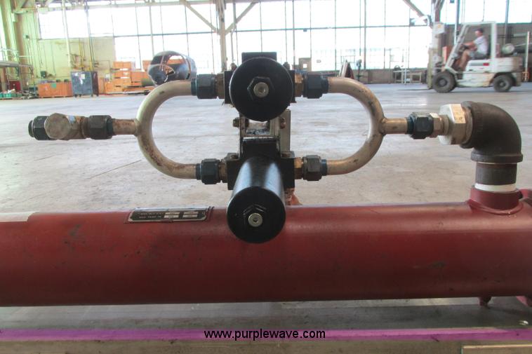 image for item BE9999 Instron hydraulic power supply