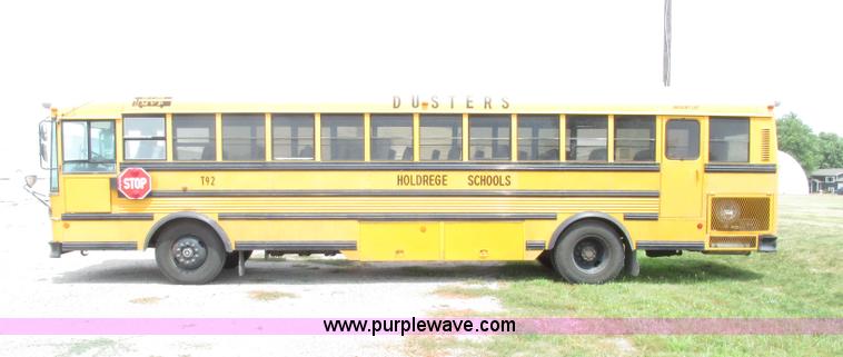 image for item F7489 1992 Thomas Built Saf-T-Liner MVP school bus
