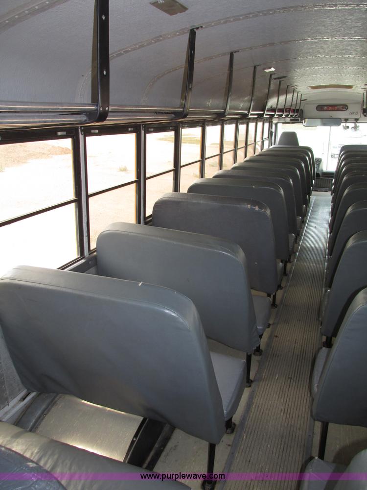 image for item F7489 1992 Thomas Built Saf-T-Liner MVP school bus