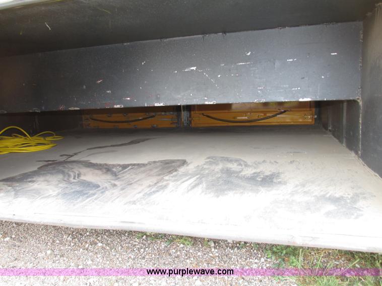 image for item F7489 1992 Thomas Built Saf-T-Liner MVP school bus