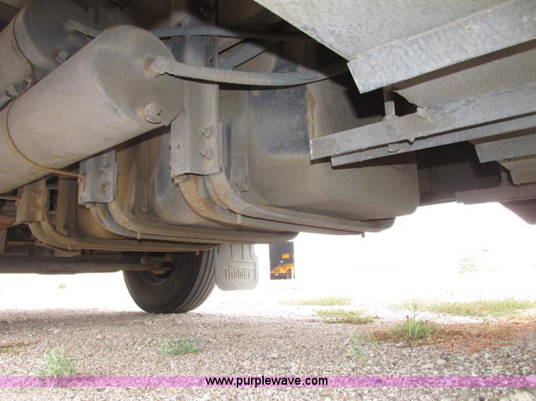 image for item F7489 1992 Thomas Built Saf-T-Liner MVP school bus