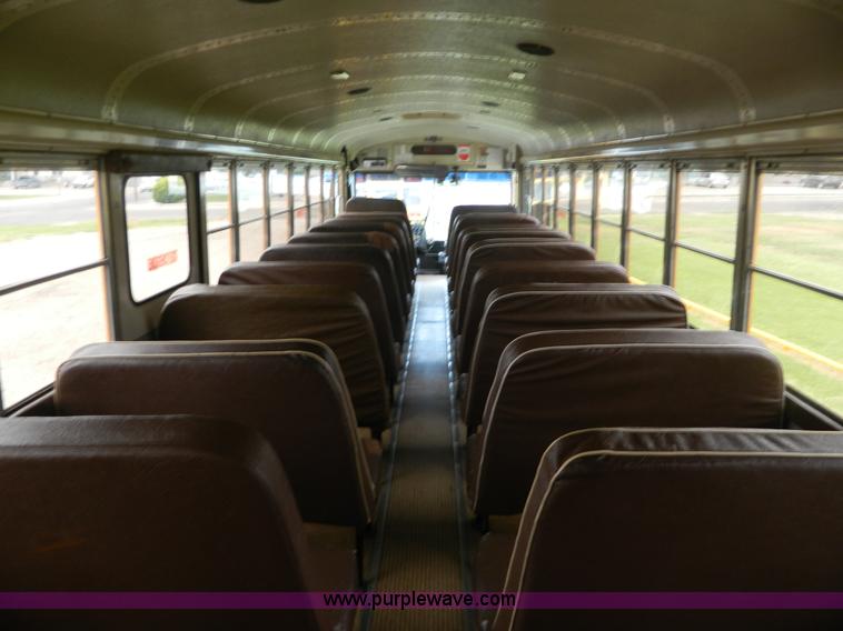image for item H2425 1991 Thomas Built 3655 bus