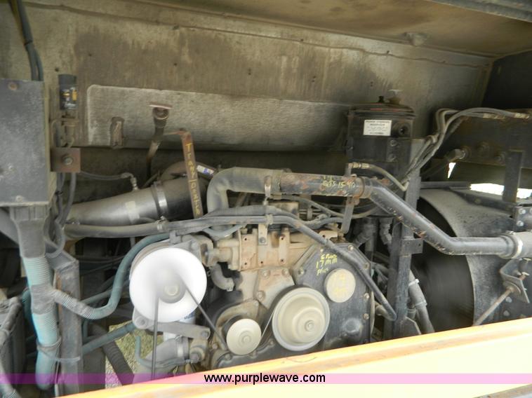 image for item H2425 1991 Thomas Built 3655 bus