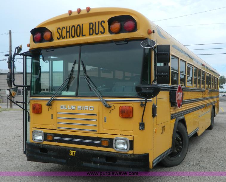 image for item H2426 1995 Blue Bird TC2000 bus