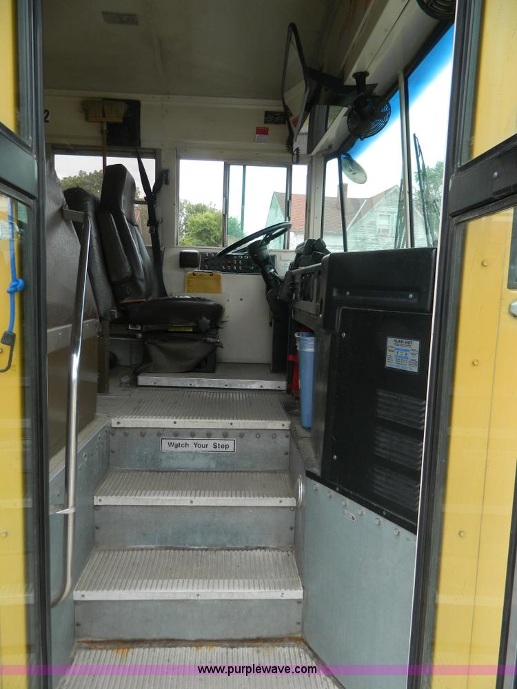 image for item H2426 1995 Blue Bird TC2000 bus