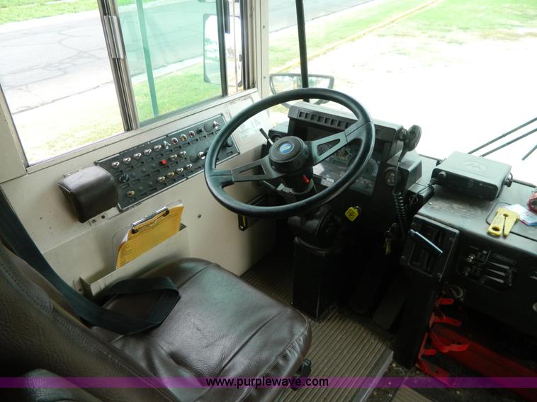 image for item H2426 1995 Blue Bird TC2000 bus