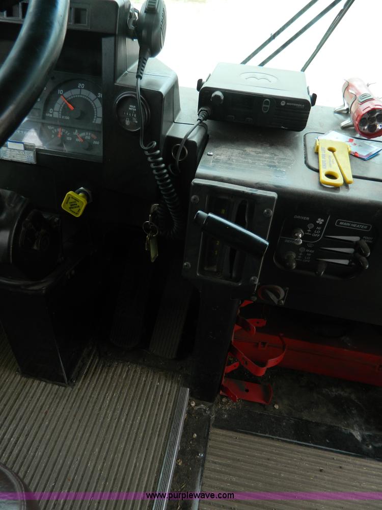 image for item H2426 1995 Blue Bird TC2000 bus